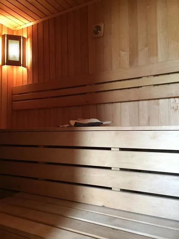 Konukevi Dobruy House Otel Kiev Ukrayna